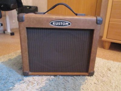 Лот: 7812785. Фото: 1. Kustom Sienna 16 (комбо для акустической... Гитарные эффекты и комбоусилители