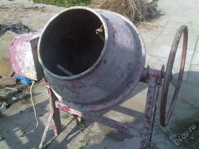 Лот: 1211008. Фото: 1. Бетоносмеситель. Ручной инструмент