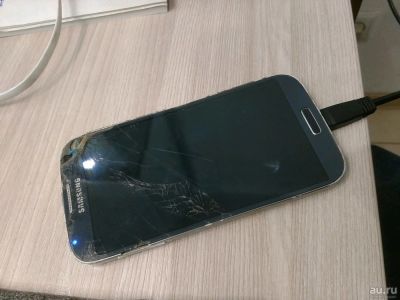 Лот: 13756354. Фото: 1. Смартфон Samsung Galaxy s4 i9500. Смартфоны
