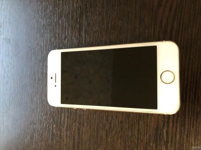 Лот: 12998550. Фото: 1. Apple iphone 5s gold 16GB (все... Смартфоны