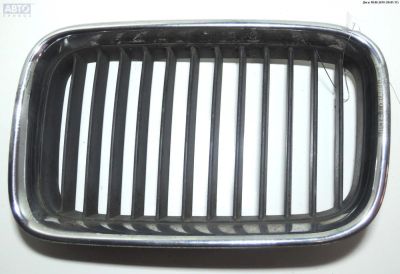 Лот: 11640157. Фото: 1. Куплю решетку радиатора bmw e36. Кузов