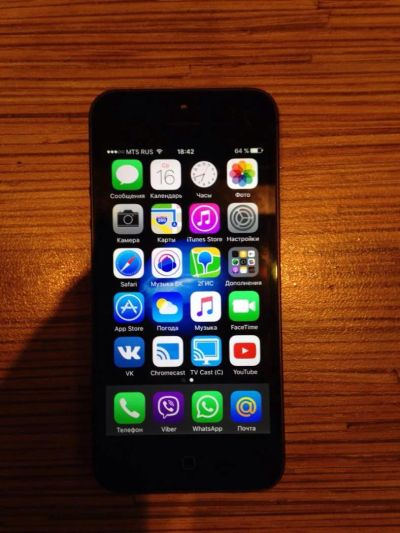 Лот: 7109651. Фото: 1. iPhone 5 black 16 Gb. Смартфоны