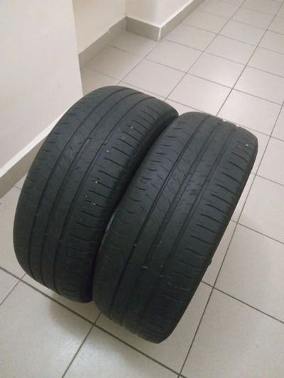 Лот: 16794101. Фото: 1. Пара летних шин Michelin Energy... Шины