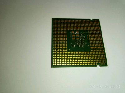 Лот: 9184506. Фото: 1. Динозавр от INTEL. Процессоры