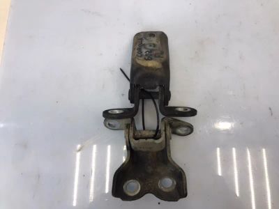 Лот: 21705449. Фото: 1. кронштейн двери toyota corolla... Двигатель и элементы двигателя