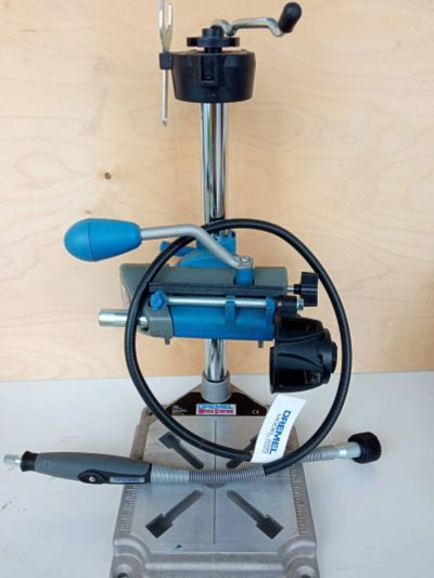 Лот: 17936225. Фото: 1. Dremel Woorkstation. Электроинструмент