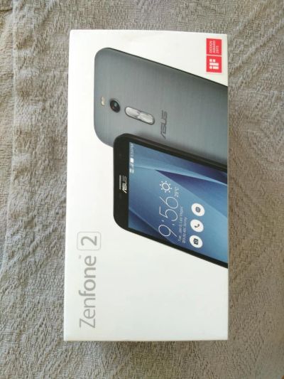Лот: 7727050. Фото: 1. Asus Zenfone 2 (серебристый) 16... Смартфоны