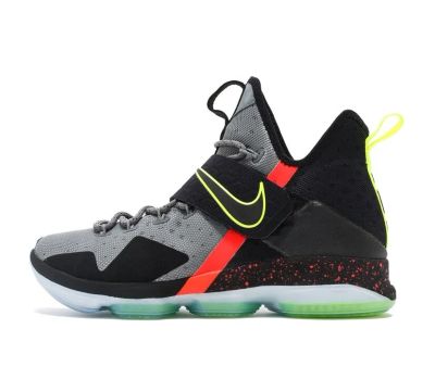 Лот: 10434639. Фото: 1. Nike LeBron 14 DC. Кеды, кроссовки, слипоны