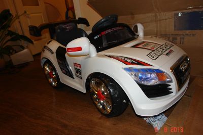 Лот: 3038645. Фото: 1. Детский электромобиль. Детские электромобили