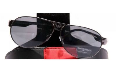 Лот: 13884759. Фото: 1. Солнцезащитные очки Giorgio Armani... Очки солнцезащитные