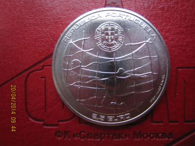 Лот: 3995252. Фото: 1. Португалия 2,5 евро 2013г ЧМ по... Европа