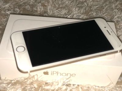 Лот: 10800502. Фото: 1. iPhone 6 16gb gold. Смартфоны