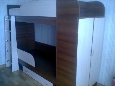 Лот: 3004608. Фото: 1. Кровать 2х ярусная со шкафом. Детские кровати и кроватки