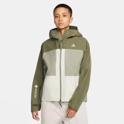 Лот: 22726634. Фото: 1. Женская ветровка Nike ACG Misery... Легкие куртки, толстовки