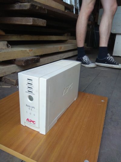 Лот: 13897809. Фото: 1. ИБП apc back-ups cs 500. ИБП, аккумуляторы для ИБП