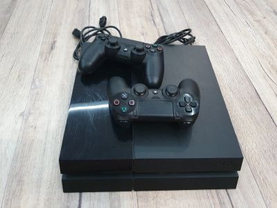 Лот: 17891388. Фото: 1. Приставка sony ps4. Игры для консолей