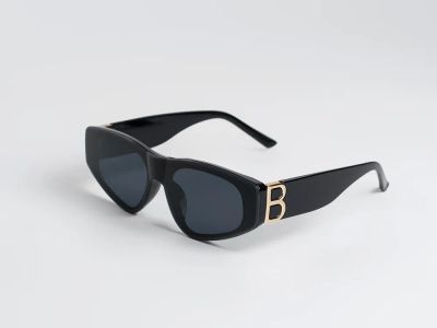 Лот: 25273399. Фото: 1. Очки Balenciaga. Очки солнцезащитные