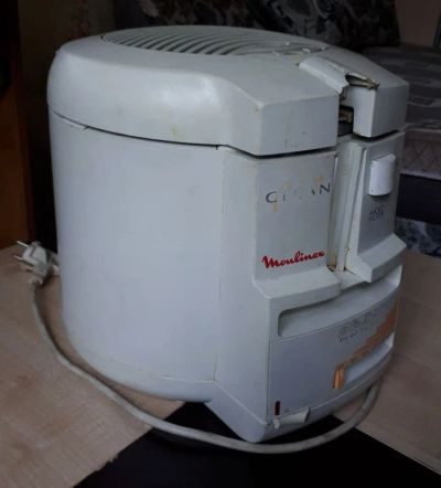 Лот: 17965028. Фото: 1. Фритюрница Moulinex. Кухонная
