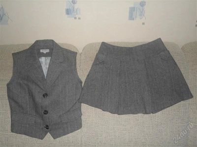 Лот: 2038440. Фото: 1. Школьный костюм (юбка и жилет). Юбки