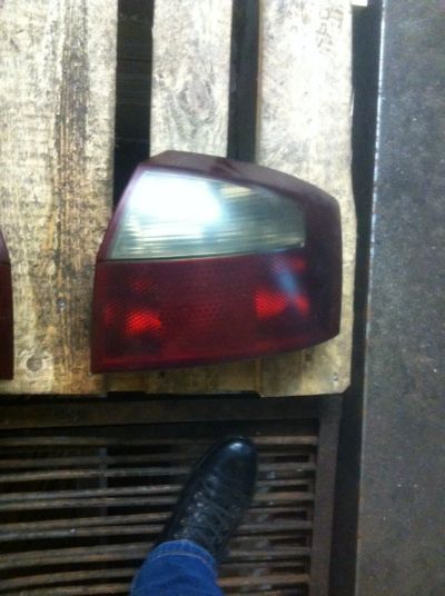 Лот: 7014369. Фото: 1. Фары Audi A4 B6. Оптика и освещение