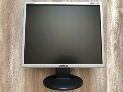 Лот: 22024900. Фото: 1. LCD 19" Samsung SyncMaster 943N. ЖК-мониторы