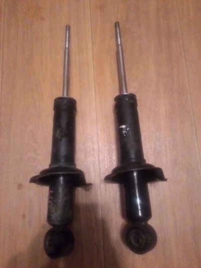 Лот: 10761629. Фото: 1. Задние амортизаторы Honda Civic... Ходовая, подвеска, рулевое управление