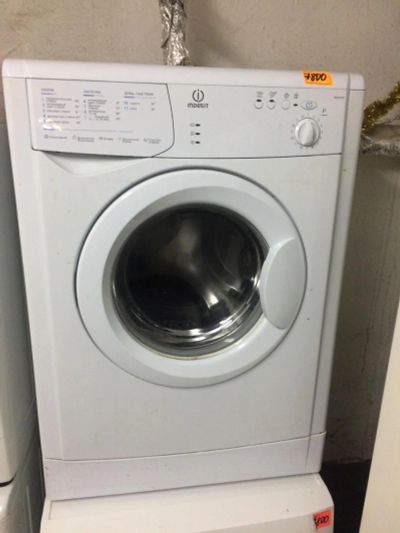 Лот: 9121209. Фото: 1. Стиральная машинка б/у indesit... Стиральные машины
