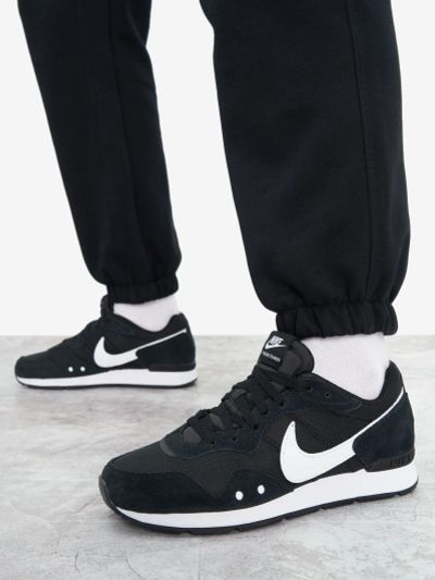 Лот: 22458569. Фото: 1. Кроссовки женские Nike Venture... Другое (одежда, обувь, галантерея)