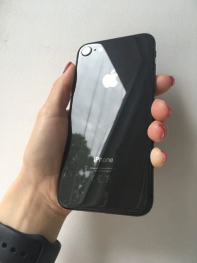Лот: 16209255. Фото: 1. iPhone 8 Space Gray 64GB Гарантия. Смартфоны