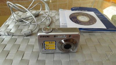 Лот: 2762611. Фото: 1. Цифровой фотоаппарат Sony Cyber-shot... Цифровые компактные