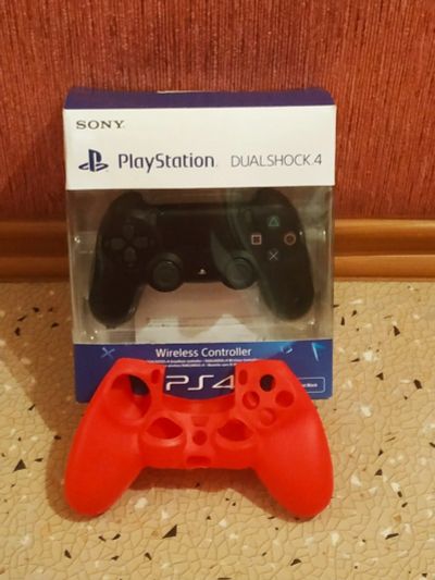 Лот: 11296037. Фото: 1. Джойстик PS4 (Dualshock 4 V2... Аксессуары для игровых приставок, консолей, геймпады
