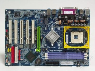 Лот: 1756856. Фото: 1. Материнская плата Gigabyte GA-8I848P... Материнские платы