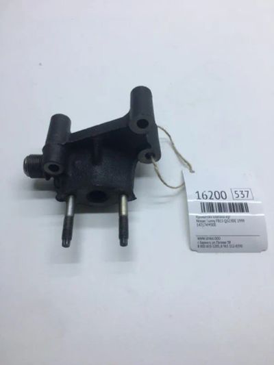 Лот: 20379276. Фото: 1. Кронштейн клапана EGR Nissan Sunny... Двигатель и элементы двигателя
