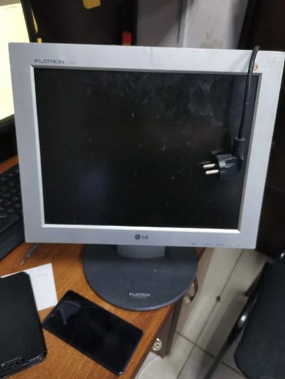 Лот: 17232763. Фото: 1. монитор LG15. ЖК-мониторы