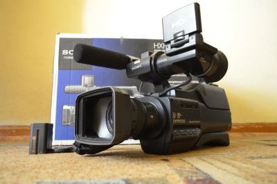 Лот: 3860513. Фото: 1. !!! *** SONY HXR-MC2000... Видеокамеры