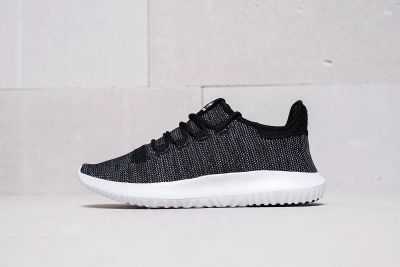 Лот: 11618406. Фото: 1. Кроссовки Adidas Tubular Shadow... Кеды, кроссовки, слипоны