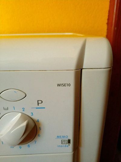 Лот: 11169854. Фото: 1. Стиральная машинка Indesit WISE10. Стиральные машины
