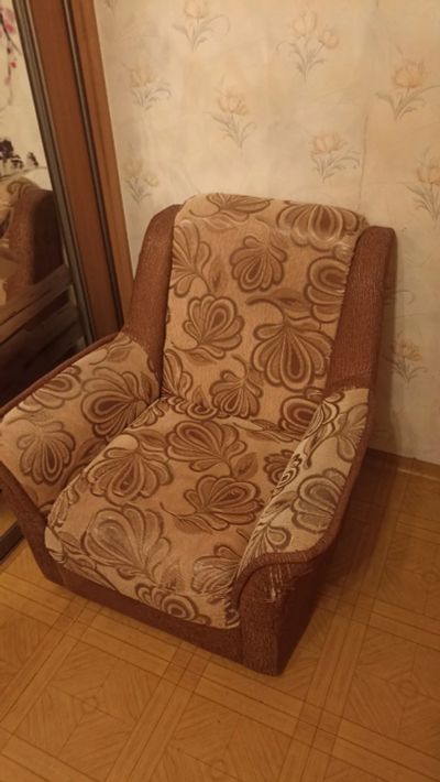 Лот: 25889574. Фото: 1. Два кресла. Кресла, пуфы