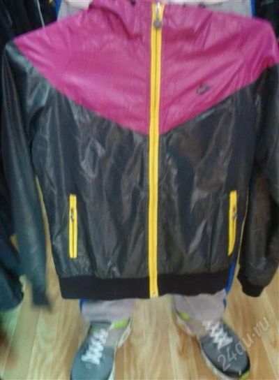 Лот: 1103959. Фото: 1. Кутка Nike новая!. Верхняя одежда