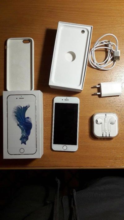 Лот: 11122016. Фото: 1. iphone 6s 16gb восстановленый. Смартфоны