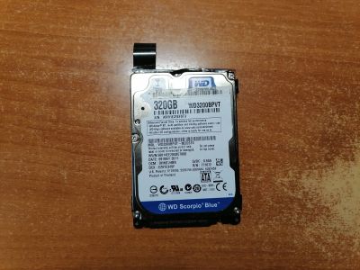 Лот: 16432868. Фото: 1. Жёсткий диск WD Scorpio Blue 320... Жёсткие диски (HDD)