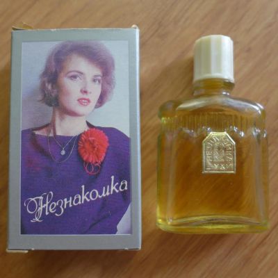 Лот: 10947843. Фото: 1. Духи " Незнакомка ". Оригинальные... Женская парфюмерия