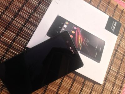 Лот: 3977142. Фото: 1. Sony xperia z. Смартфоны