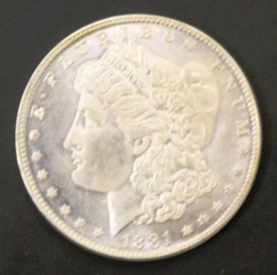 Лот: 3956858. Фото: 1. 1 доллар 1881 года с рубля. Америка