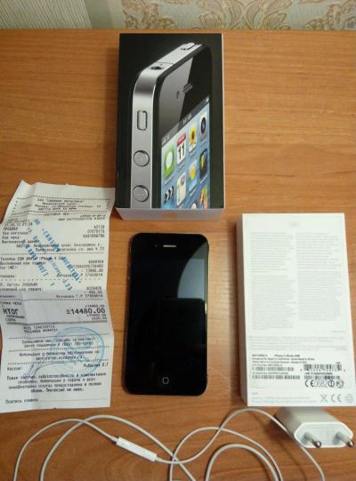 Лот: 7878441. Фото: 1. Apple iPhone 4 8 Gb. Смартфоны