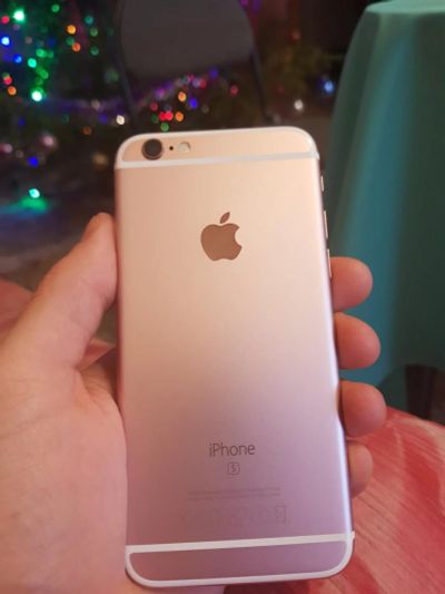 Лот: 10839550. Фото: 1. Iphone 6s 32gb rose gold РСТ с... Смартфоны