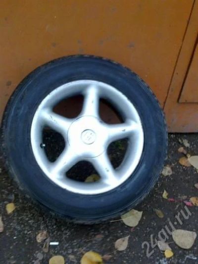 Лот: 588251. Фото: 1. колеса всесезонка falken на литье. Шины на дисках