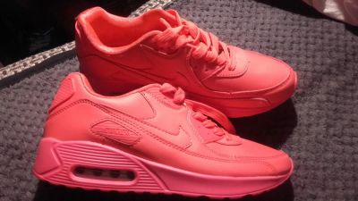 Лот: 11350296. Фото: 1. Кроссовки Nike реплика розовые... Кеды, кроссовки, слипоны