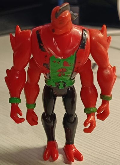 Лот: 21244753. Фото: 1. Ben 10-11. Другое (игрушки)