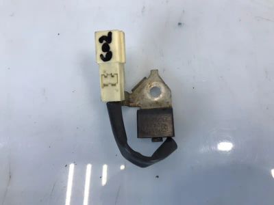 Лот: 21705492. Фото: 1. конденсатор toyota corolla ZZE121. Двигатель и элементы двигателя
